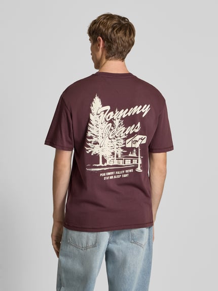 Tommy Jeans Relaxed Fit T-Shirt aus reiner Baumwolle Aubergine 5