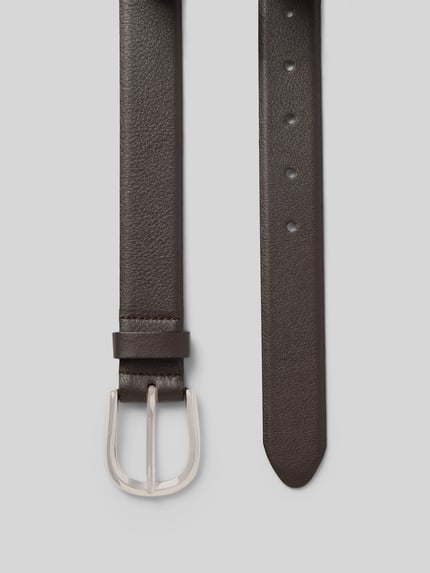 Productfoto, smalle damesriem van puur rundleer, model 'Adra' van Weinmann, gladde textuur, zilverkleurige gesp, breedte 3 cm