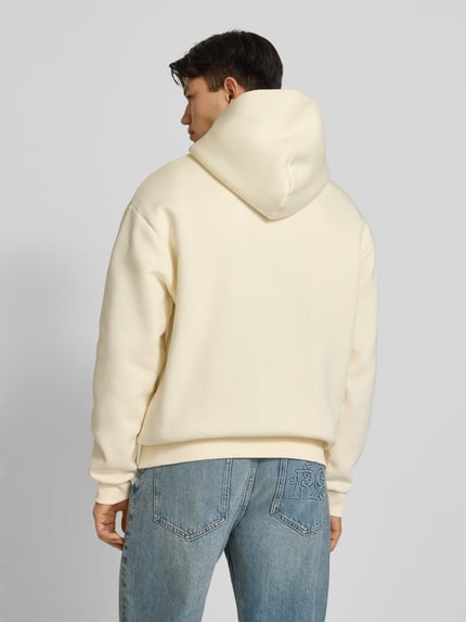 REVIEW Sweatjacke mit Label-Print Ecru 5