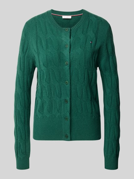 Produktfoto, Strickjacke uit wol met logodetail van Tommy Hilfiger in donkergroen met kabelpatroon, tricotlook, lange mouw, geribde rompzoom, ronde hals, doorlopende knoopsluiting