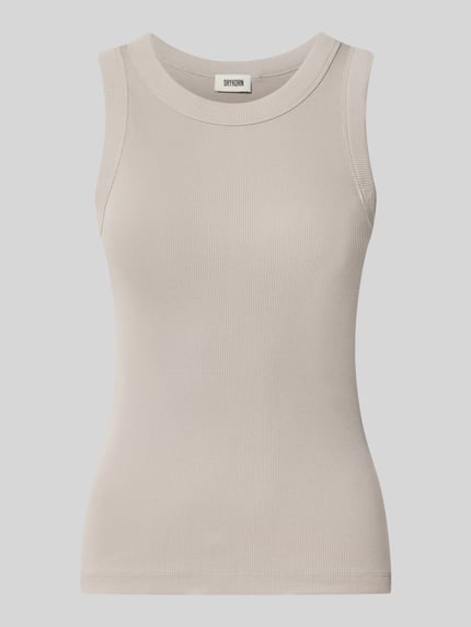 Produktfoto, Skinny Fit Tanktop aus reiner Baumwolle von DRYKORN w kolorze jasnobeżowym z efektem prążkowania, okrągły dekolt, Długość tyłu w rozmiarze S: 54 cm