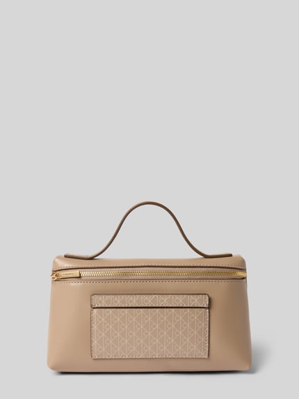 Produktfoto, Make-uptasje met logomotief en draagband, hoofdvak met ritssluiting, beige kleur, Kosmetiktasche met Logo-Muster und Tragehenkel van CK Calvin Klein, Dames Make-uptasje.