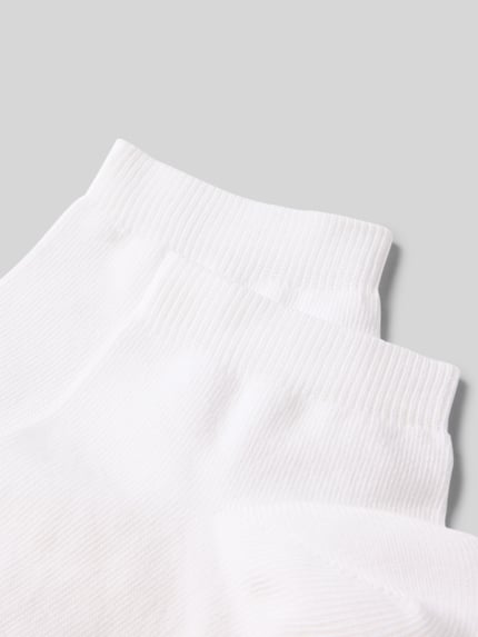 Produktfoto, Socken mit geripptem Abschluss im 2er-Pack von Falke aus weißem Baumwoll-Mix mit Stretch-Anteil und körpernahem Schnitt