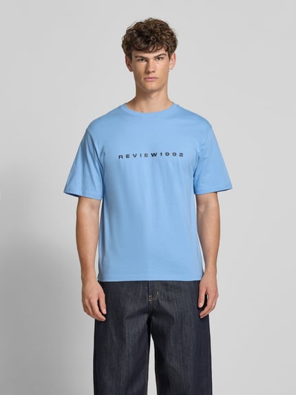 REVIEW T-Shirt mit Label-Print Hellblau 4