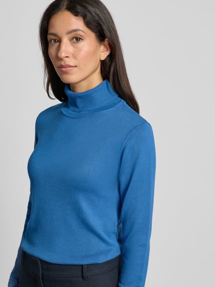 MORE & MORE Rollkragenpullover aus Viskose-Mix mit Label-Detail Ocean 3