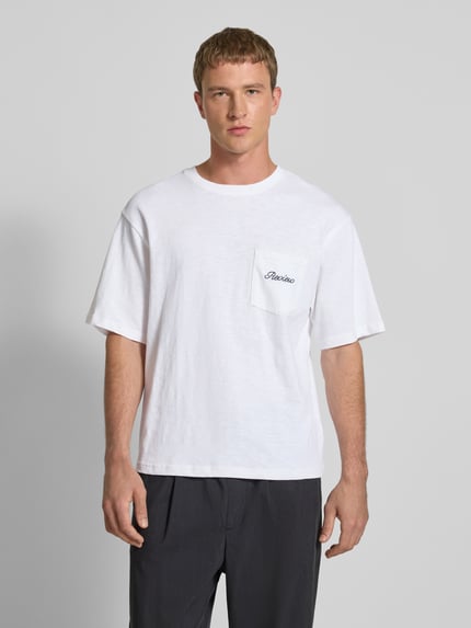 REVIEW T-Shirt mit Brusttasche und Label-Stitching Offwhite 4