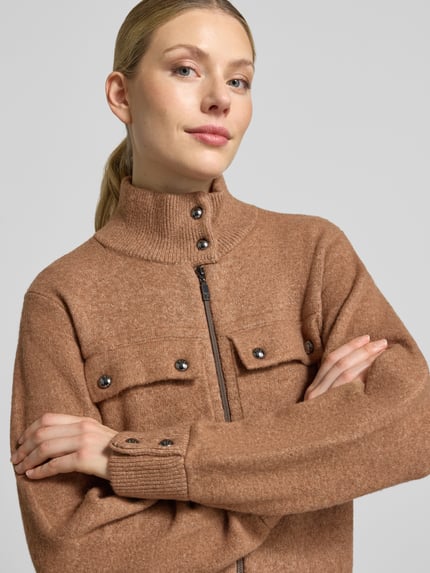 monari Relaxed Fit Strickjacke mit Stehkragen und Brusttaschen Cognac 3