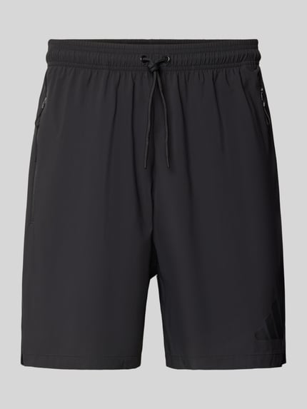 Produktfoto, Regular Fit Shorts mit Tunnelzug von adidas Sportswear, Optik: Unifarben, Passform: Regular-Fit, Logo-Print, Kontraststreifen, elastischer Bundabschluss mit Tunnelzug, seitliche Eingrifftaschen