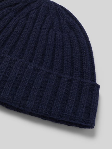 Produktfoto, Beanie in Strick-Optik von Christian Berg Men, imitacja dzianiny, szeroki brzeg, ścieg warkoczowy, efekt prążkowania