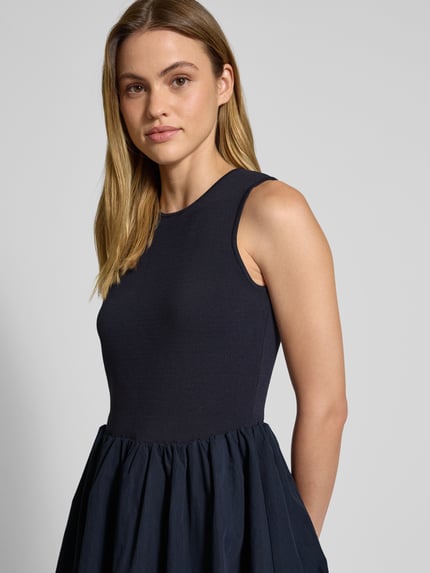 P&C* curated by GLAMOUR Minikleid mit Rundhalsausschnitt Marine 3