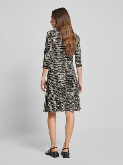 Vera Mont Knielanges Cocktailkleid mit V-Ausschnitt Black 5