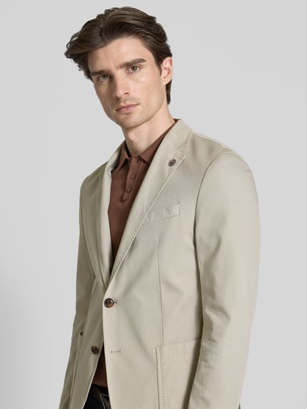 JOOP! COLLECTION Marynarka na 2 guziki męska JOOP! Collection;Mieszanka bawełny z dodatkiem lyocellu;Krój slim fit;Model ‘Hoverest’;Kołnierz z połami;Wpuszczane kieszenie;Długość tyłu w rozmiarze 50: 72 cm;Szerokość ramion w rozmiarze 50: 41 cm;Długość rękawa w rozmiarze 50: 66 cm Beżowy 3