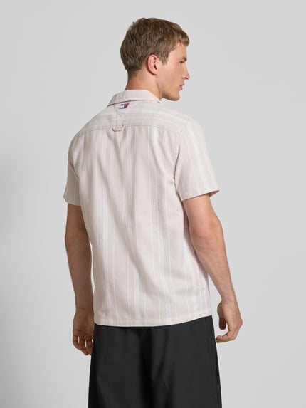 Tommy Jeans Regular fit vrijetijdsoverhemd met all-over motief Beige - 5