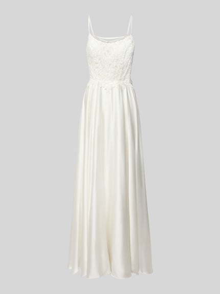 Produktfoto, Abendkleid mit rückseitiger Schnürung und Spitze von Mascara, weiß, Satin, A-Linie, Maxikleid, Spitzendetails, eleganter Look