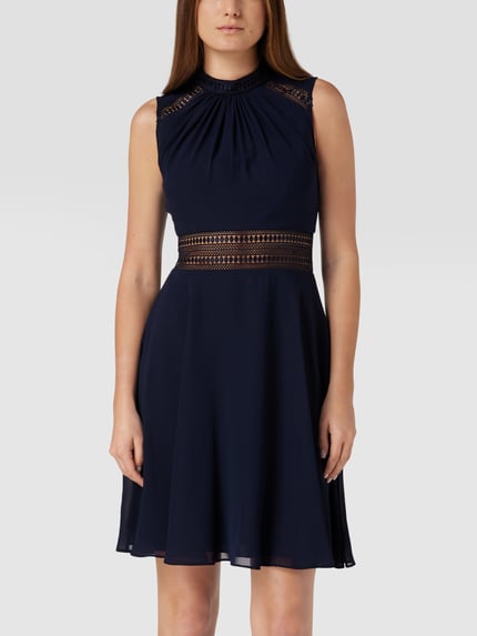 VM by Vera Mont Ärmelloses Kleid mit Stickereien Dunkelblau 4