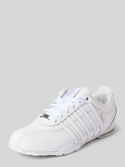 Productfoto, Sneaker aus Leder mit Label-Details Modell 'Arvee 1.5' van K-SWISS, wit gecoat leer, afgerond model, vetersluiting, profielzool, maat 44 hakhoogte 1 cm, schachthoogte 9 cm, schachtbreedte 9 cm