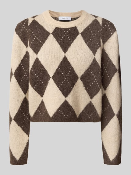 Produktfoto, Strickpullover mit Rundhalsausschnitt von COMMA, braun-beiges Rautenmuster, grobe Stricktextur, Material-Mix mit Alpaka-Anteil