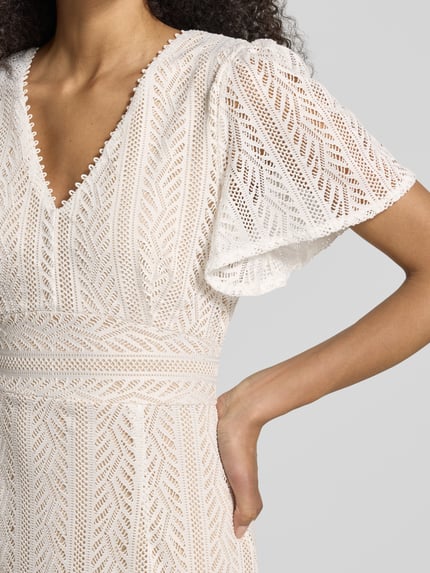 Apricot Midikleid aus Häkelspitze mit V-Ausschnitt Ecru 3