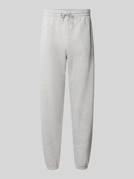 New Balance Regular Fit Sweatpants aus Baumwoll-Mix mit Label-Stitching Hellgrau 2