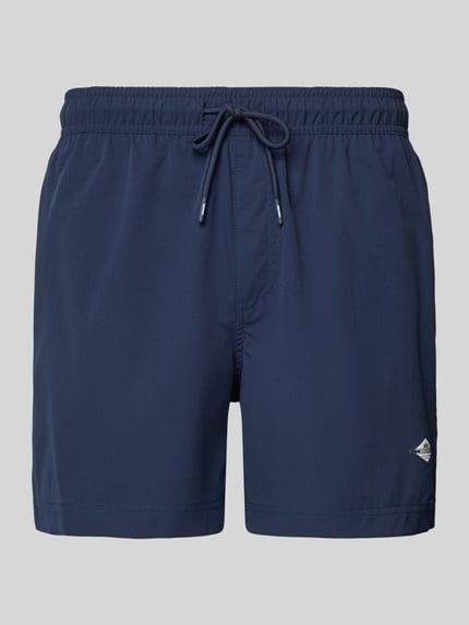 Produktfoto, navyfarbene Straight Fit Badeshorts mit Logo-Detail, elastischer Bund mit Tunnelzug, Modell 'Maui' von Jack & Jones, Herren