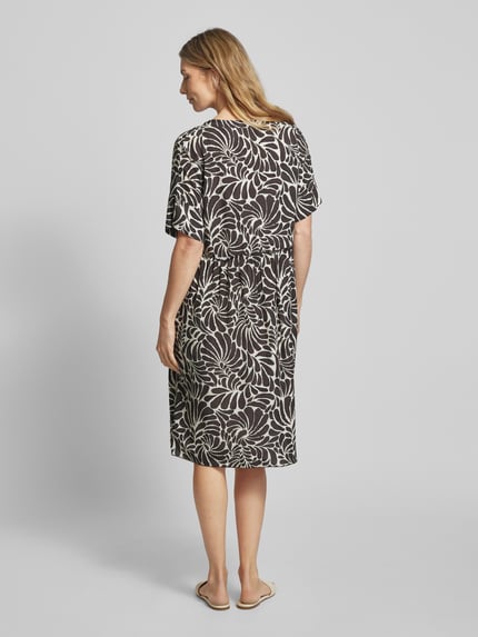 HeartKiss Kleid mit kurzer Knopfleiste Dunkelbraun 5