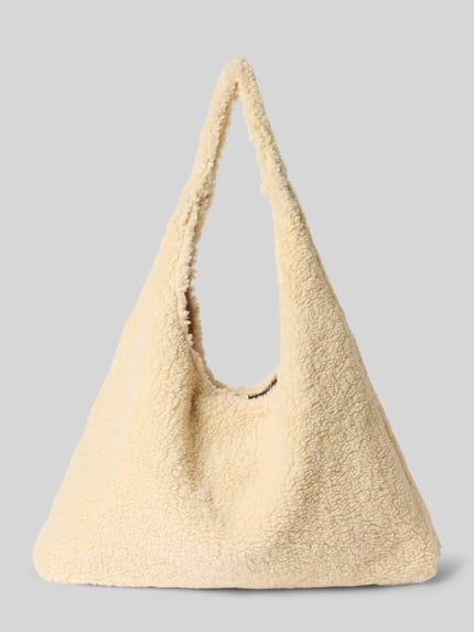 Produktfoto, shopper van Teddybont met patch met motief, Hoofdvak met knoopsluiting, hengsel, Model 'Co44zy' van ZABAIONE, Breedte 48 cm, Lengte 45 cm, Diepte 8 cm, schouderbandlengte 48 cm