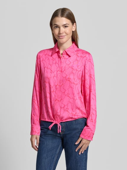 Christian Berg Woman Regular Fit Hemdbluse aus reiner Viskose mit Allover-Muster Fuchsia 4