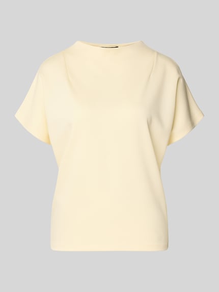 Produktfoto, Regular Fit T-shirt uit viscosemix model 'Kiline' van Someday in lichtgeel met opstaande kraag, ruglengte maat 36: 58 cm