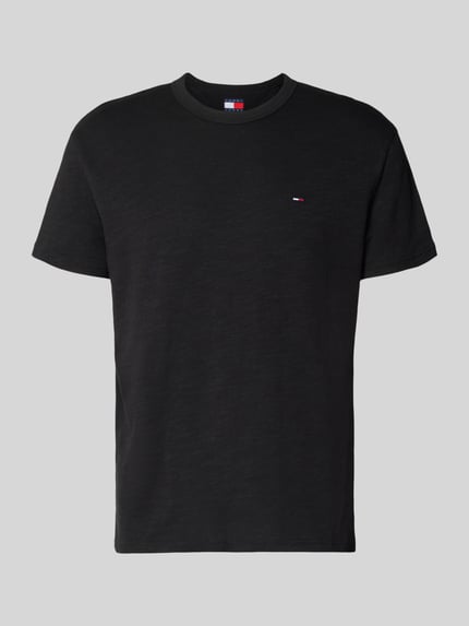 Produktfoto, Regular Fit T-Shirt aus reiner Baumwolle von Tommy Jeans, czarny, gładki jersey, logo, krój regular fit, okrągły dekolt, krótki rękaw