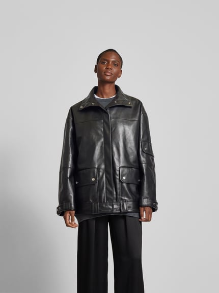Nanushka Oversized jack in lederlook Zwart - 4