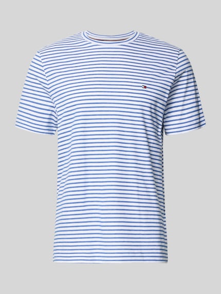 Productfoto, Regular Fit T-Shirt aus reiner Baumwolle van Tommy Hilfiger, wit met blauwe strepen, kortemouw, logo-stitching, ronde hals, allover-motief, herenmode, katoen, regular fit