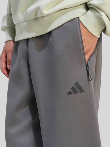 adidas Sportswear Regular Fit Sweathose mit Baumwoll-Anteil Anthrazit 3