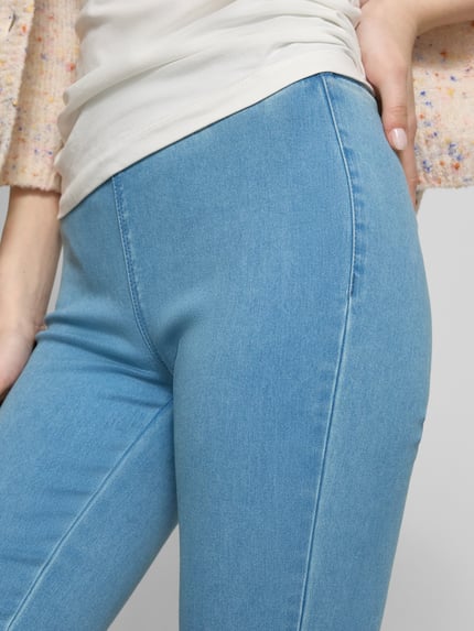 NOISY MAY® Capri-jeans van katoenmix, model 'ROYAL' Lichtblauw - 3