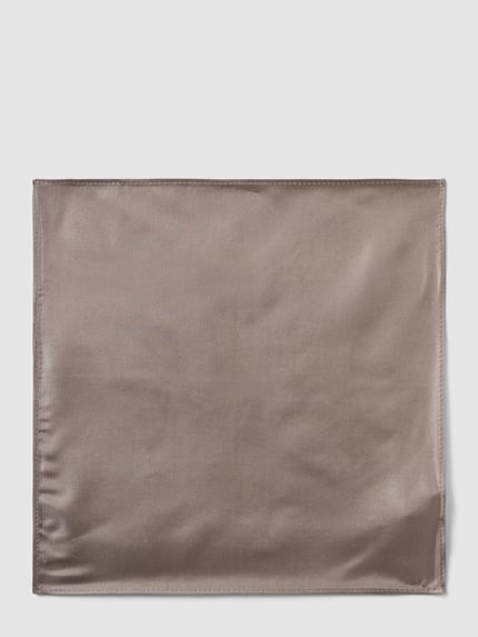 MONTI Einstecktuch aus Seide Taupe 3