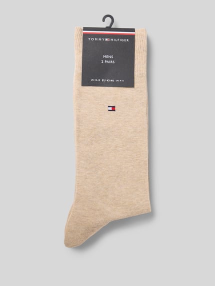 Produktfoto, Socken im 2er-Pack von Tommy Hilfiger aus Baumwoll-Mix mit elastischem Bund, hoher Sitz, kleine Logo-Stickerei, beige Farbe