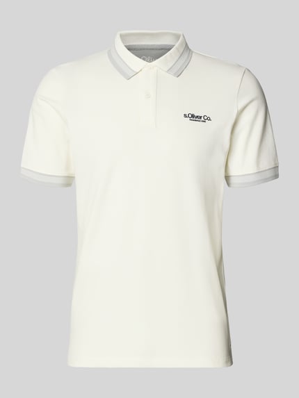Produktfoto, Regular Fit Poloshirt aus Baumwoll-Mix von s.Oliver RED LABEL, Optik: Unifarben, Label-Print, Kragenform: Polokragen, Ärmelform: Kurzarm, Ärmelabschluss: Gerippt, Rumpfabschluss: mit Seitenschlitzen, Materialverarbeitung: Piqué, Farbton: hell, glatte Struktur