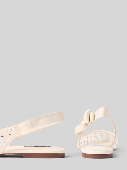 Steve Madden Ballerina's met siersteentjes, model 'OLYVIA' Beige - 2