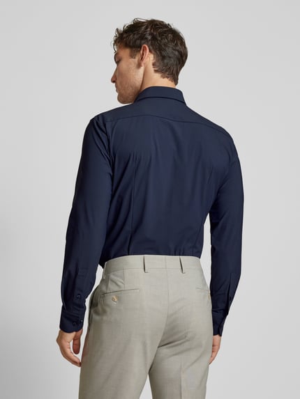 BOSS Slim Fit Businesshemd aus Feintwill mit Stretch-Anteil Modell 'HANK' Marine 5