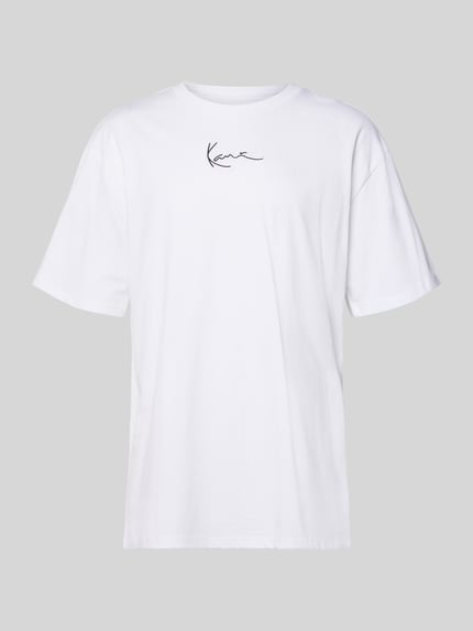 Produktfoto, Oversized T-Shirt mit Logo-Stitching von KARL KANI aus reiner Baumwolle im Oversized-Fit, weiß, Rundhalsausschnitt, Rückenlänge 72 cm bei Größe M.
