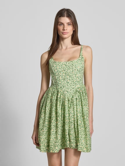 Lace & Beads Cocktailjurk met veters aan de achterkant Groen - 4