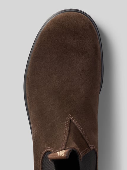 Produktfoto, Boots aus Leder mit elastischen Einsätzen von Blundstone, brązowa naturalna skóra, wstawki elastyczne, zaokrąglony czubek, detal z logo, wysokość obcasa 3 cm, wysokość cholewki 15 cm, szerokość w rozmiarze 44: 10 cm