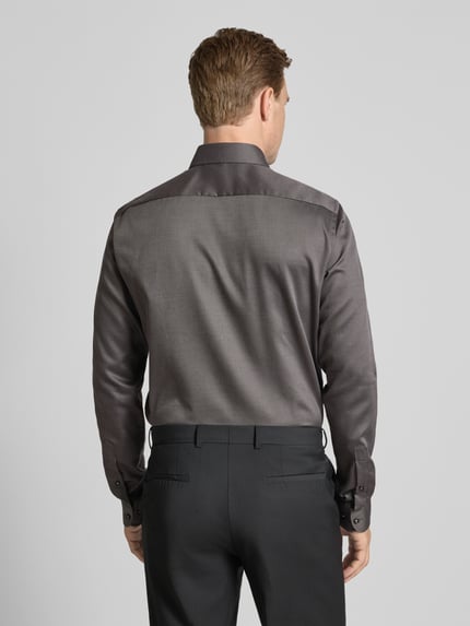 Christian Berg Men Regular Fit Businesshemd mit extra langem Arm Anthrazit 5