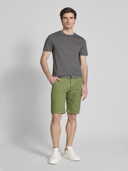 MCNEAL Slim Fit Shorts mit Gürtel Lind 1