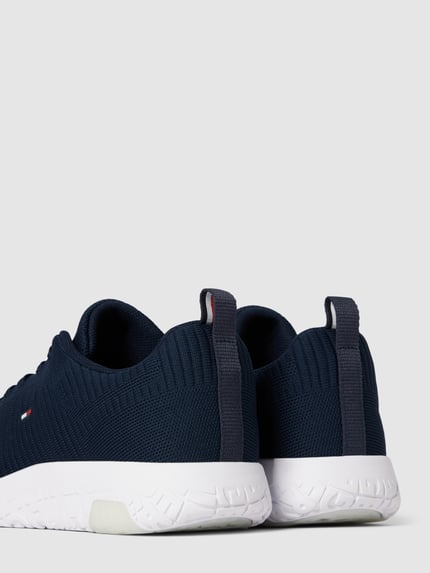Tommy Hilfiger Sneakersy z wyhaftowanym logo Granatowy 2