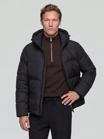 BOSS Green Daunenjacke mit Kapuze und Logo-Patch Black 4
