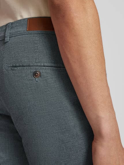 JACK & JONES Szorty o kroju regular fit z fakturowanym wzorem model ‘FURY’ Ciemnoniebieski 3