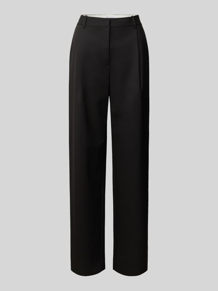 Produktfoto, schwarze Hose mit Gesäßtasche Modell 'AGNETA' von Samsøe Samsøe, Material-Mix mit Viskose-Anteil, Regular Fit, glatte Struktur