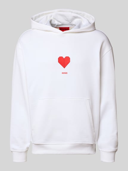 Produktfoto, weißer Regular Fit Hoodie aus reiner Baumwolle Modell 'DALENTINOS' von HUGO mit rotem Herz-Motiv-Print, Kängurutasche, Sweat-Textur