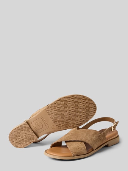 Produktfoto, Sandalen aus echtem Leder von Tamaris, Optik: Unifarben, Schuhspitze: abgerundet, Absatzform: Blockabsatz, Label-Prägung, Dornschließe, Sohle: strukturiert, Materialverarbeitung: Veloursleder, Material: echtes Leder
