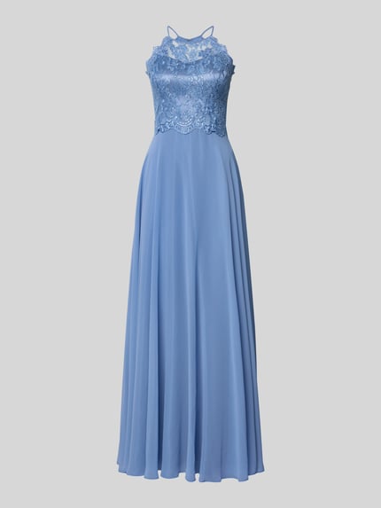 Produktfoto, Abendkleid mit Spitze und Cut Out von V.M., Maxikleid in Hellblau, Chiffon A-Linie, Spitzenoberteil, Rückendetail, Reißverschluss.